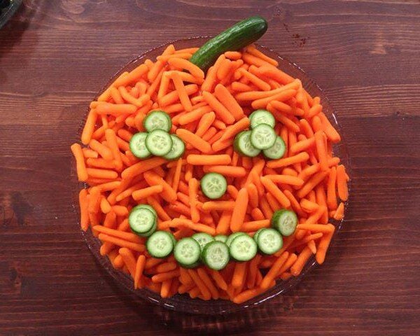 Halloween Pumpkin Veggie Tray