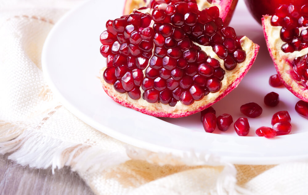 How To Select and Store Pomegranate 