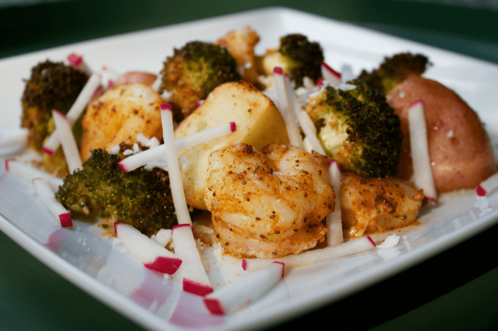 Simple Shrimp Veggies Sheet Pan