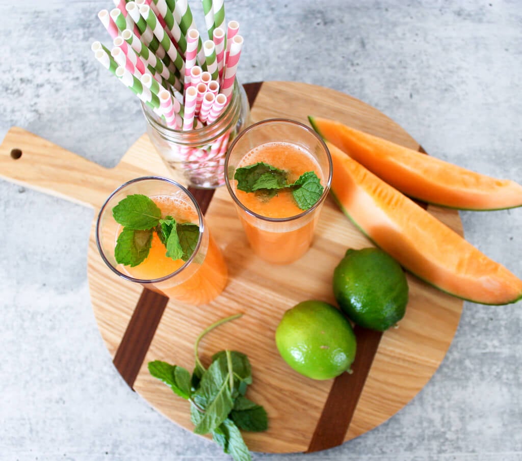 https://www.theproducemoms.com/wp-content/uploads/2019/04/cantaloupe-agua-fresca-1.jpg