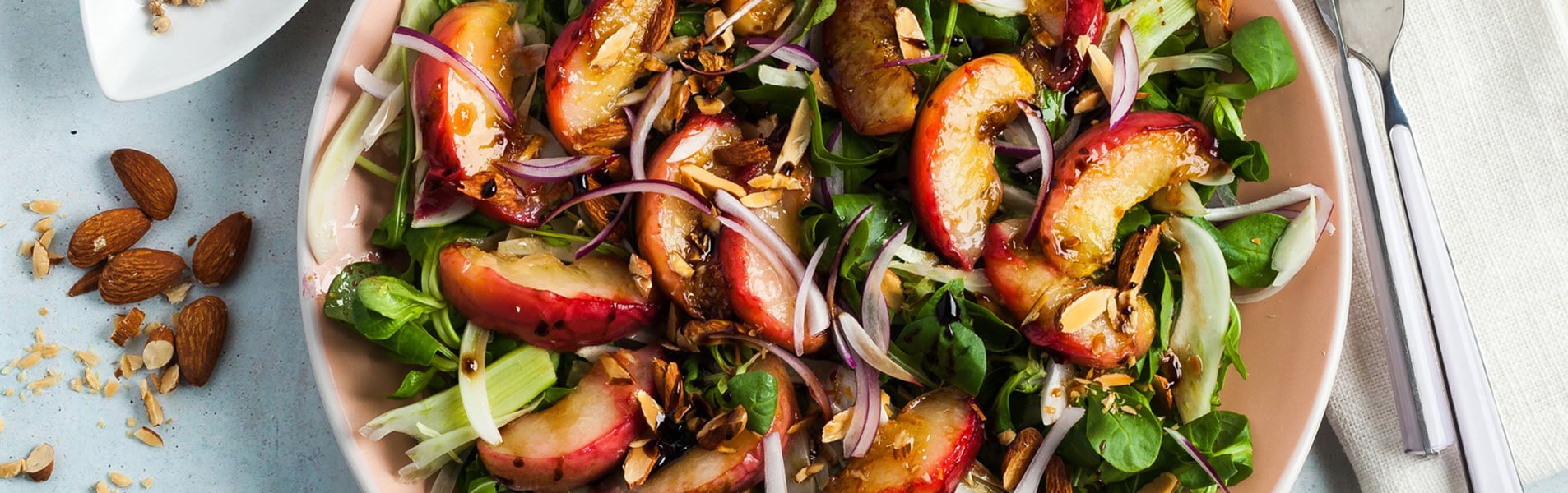 Grilled Summer Peach Salad