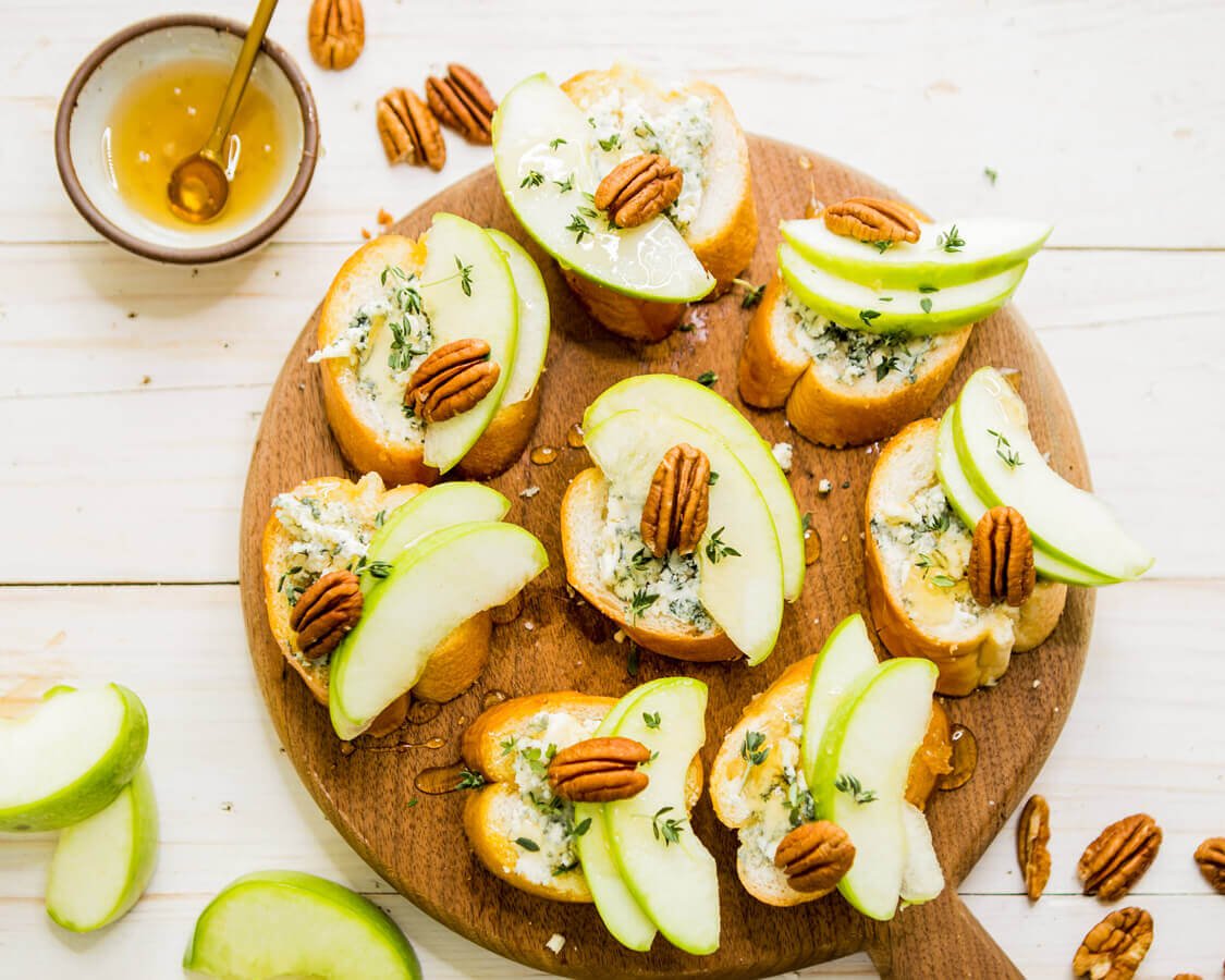 Apple Crostinis