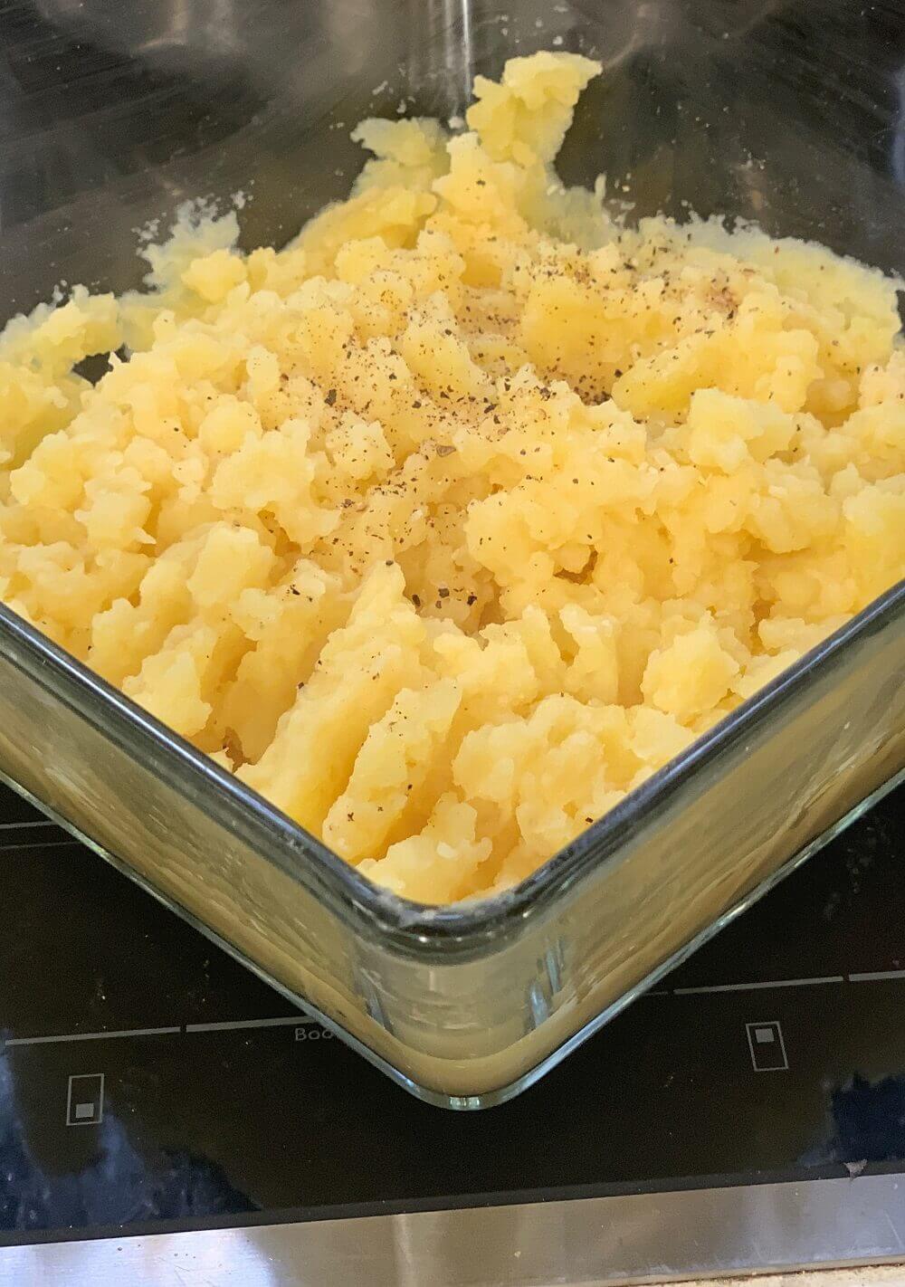 Traditional Mashed Potatoes for a Thanksgiving with fruits and vegetables. 