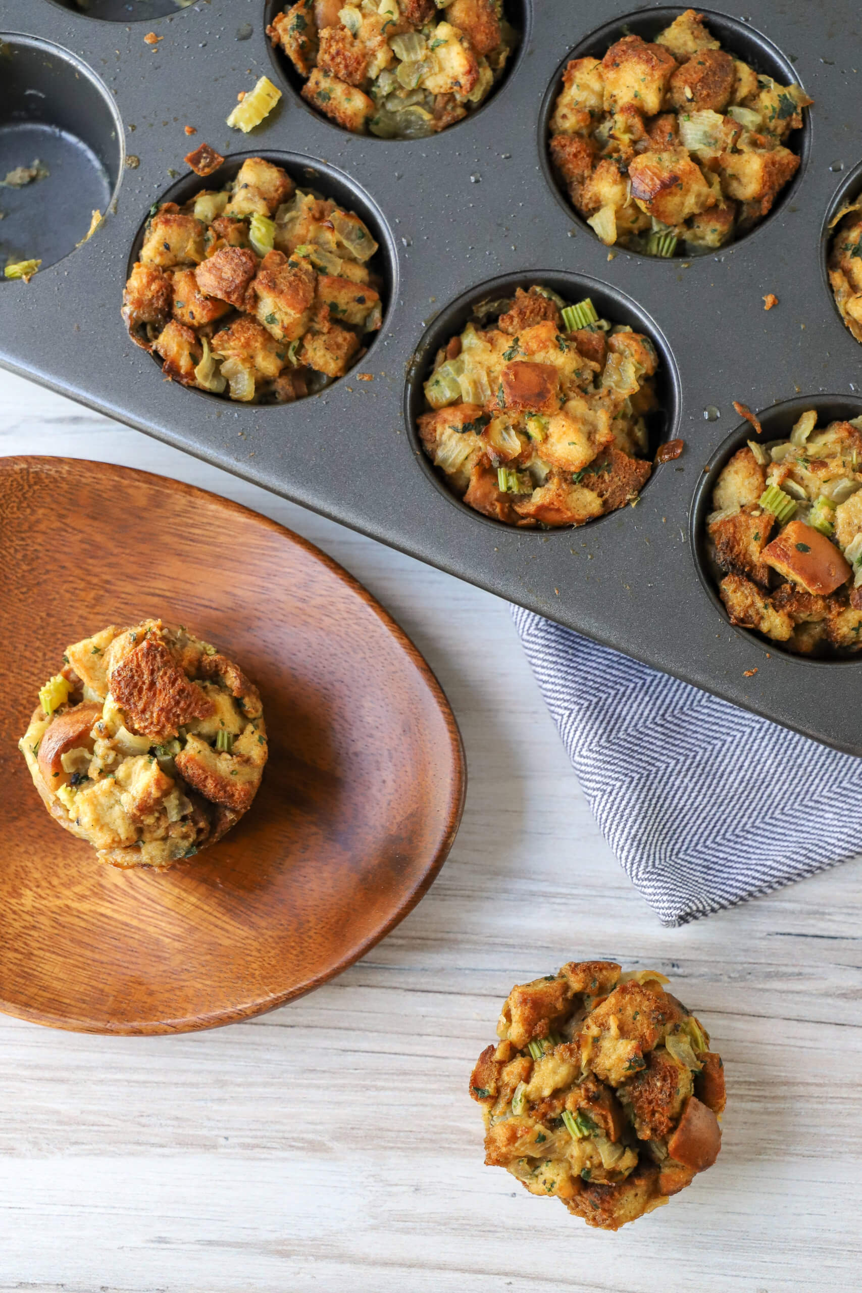 Stuffing Muffins | Easy Thanksgiving Side - The Produce Moms