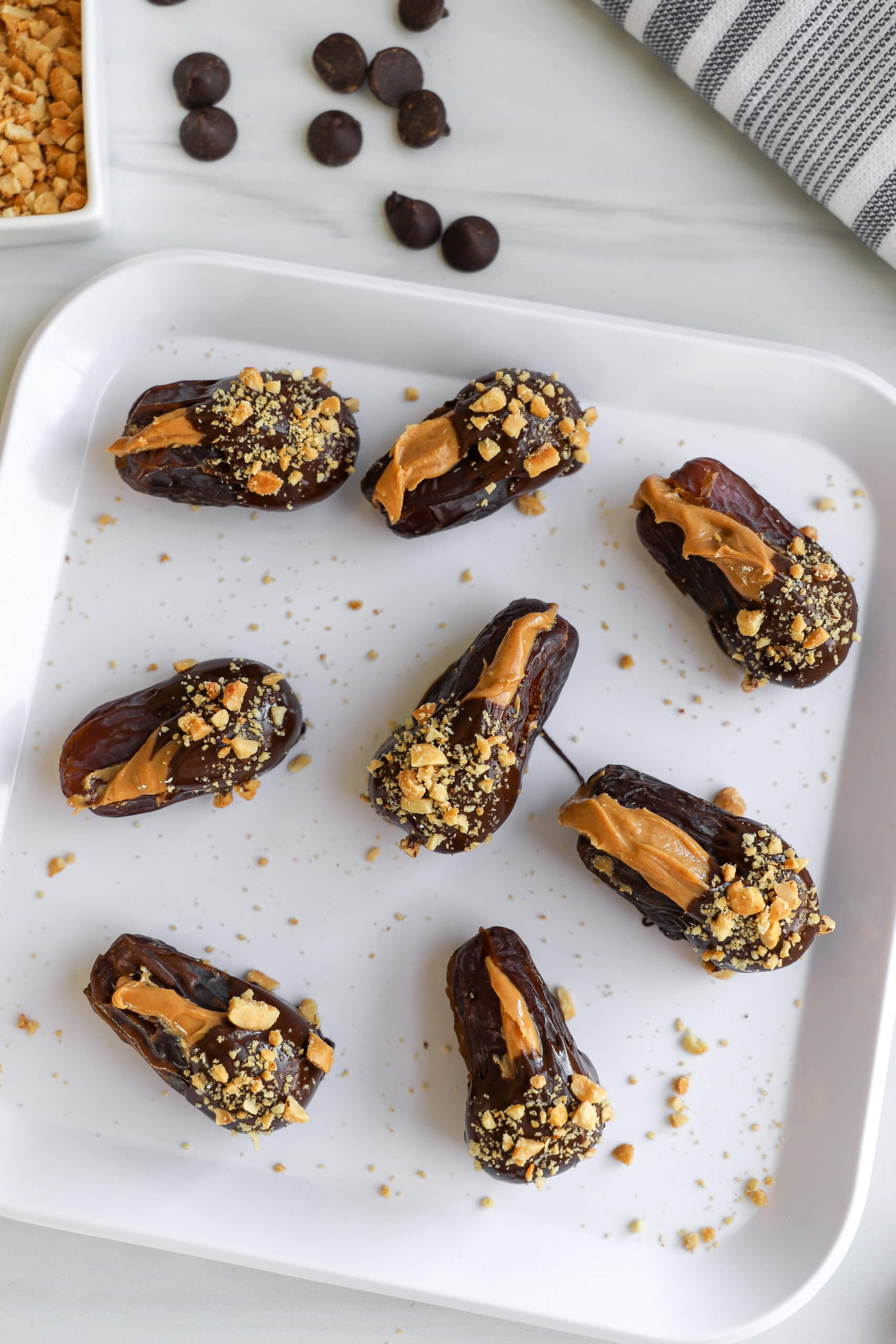 Chocolate-Dipped Peanut Butter Stuffed Dates