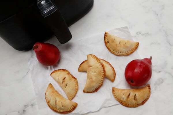 Sweet Cinnamon and Pear Empanadas 3 Sweet Cinnamon and Pear Empanadas