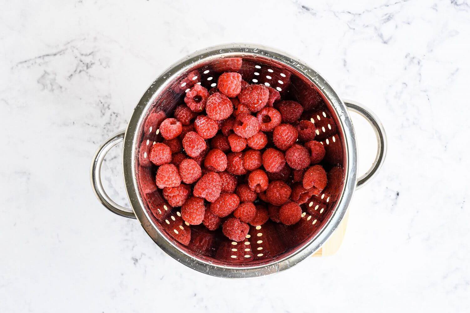 Rinse the raspberries