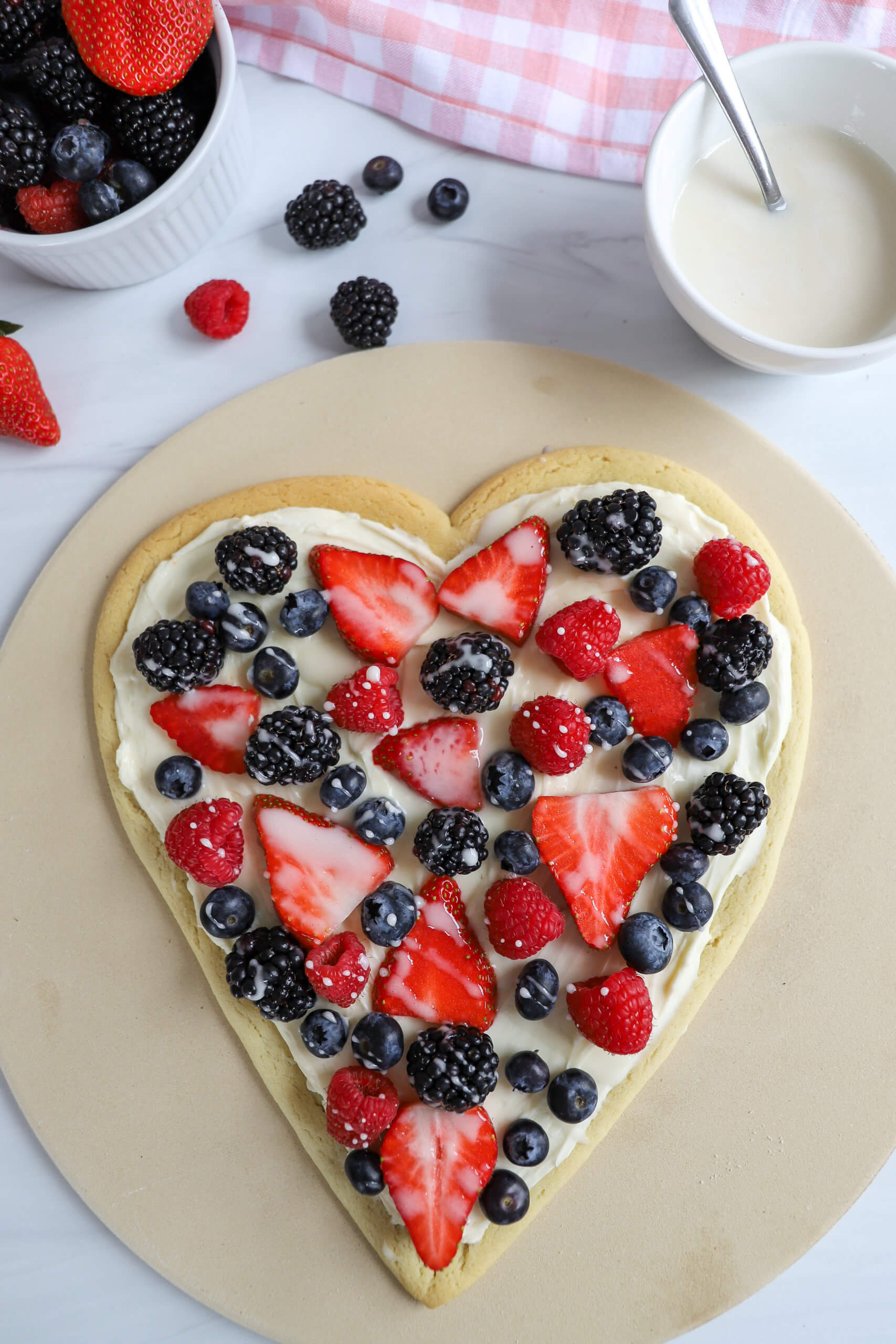 Heart-Shaped Fruit Pizza with Mixed Berries 