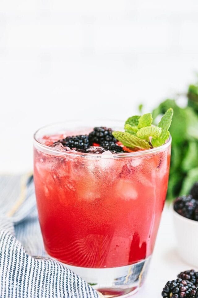 Blackberry Bourbon Lemonade The Produce Moms