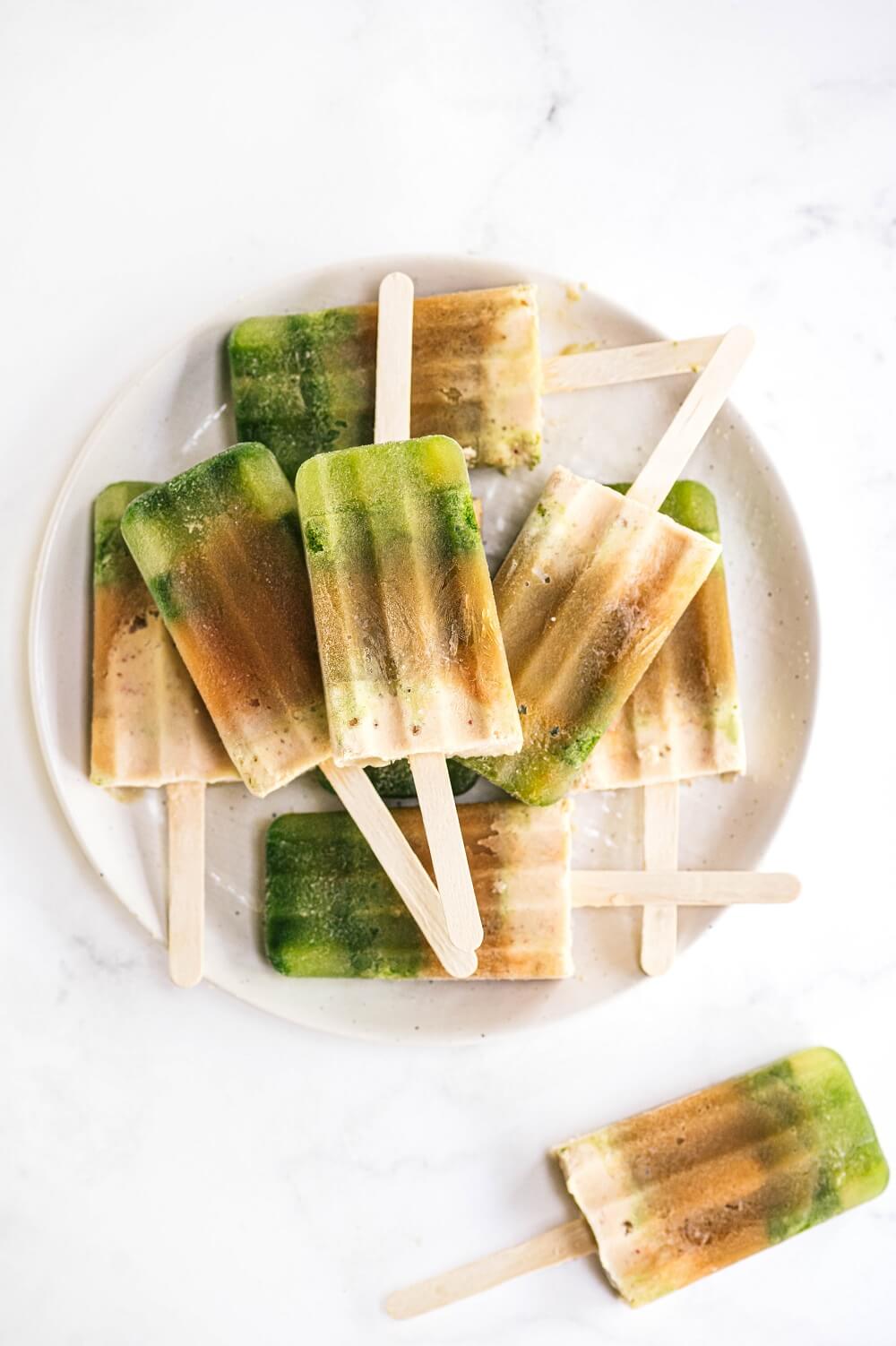 Striped Smoothie Popsicles