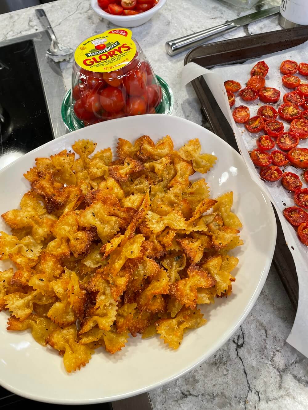 Glorys Pasta Chips and Dip, one of summer's most popular recipes