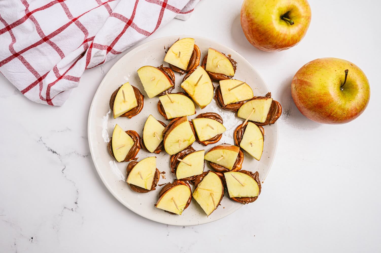 Chocolate and Caramel Apple Bites