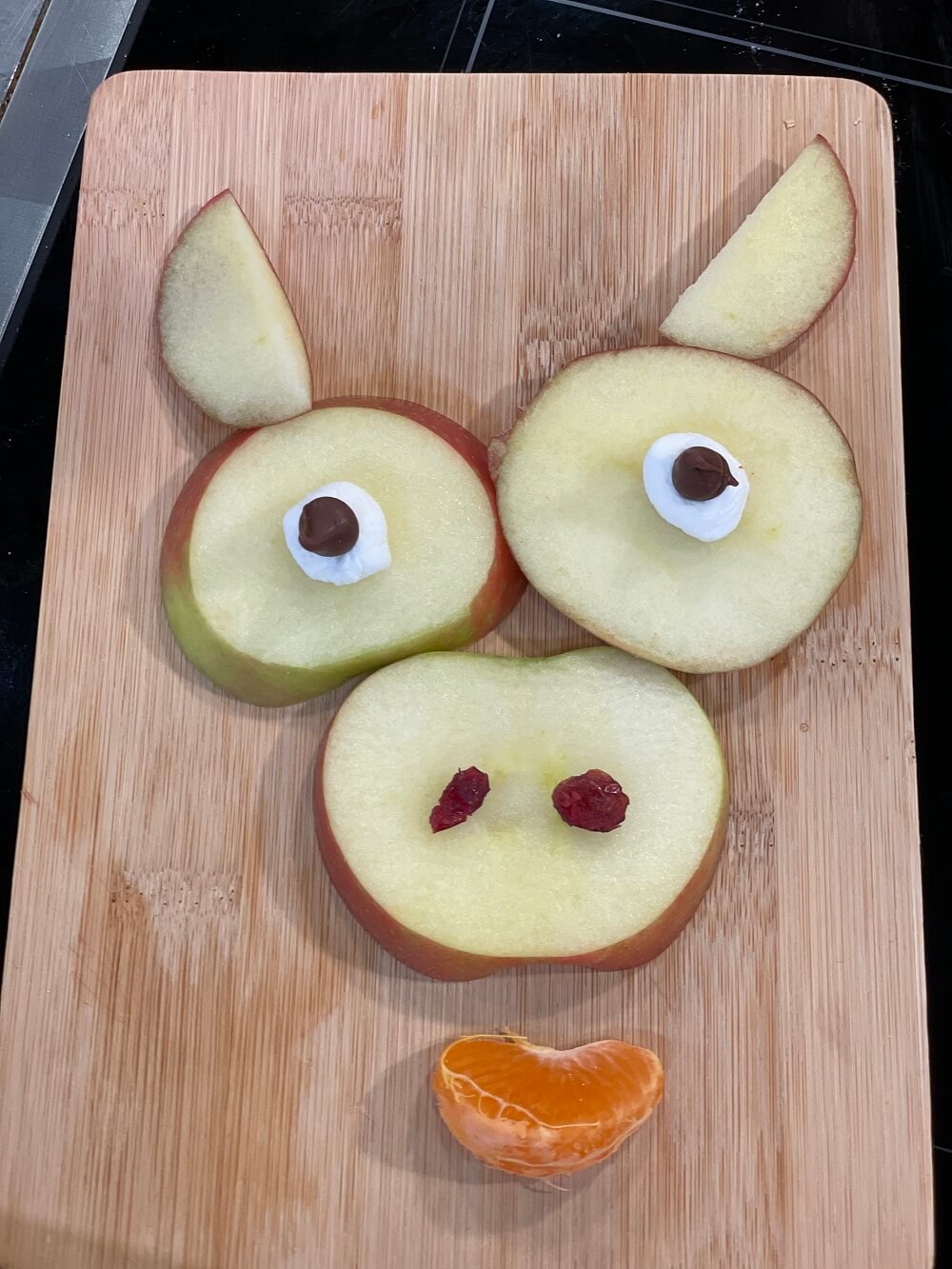 Apple Animal Art