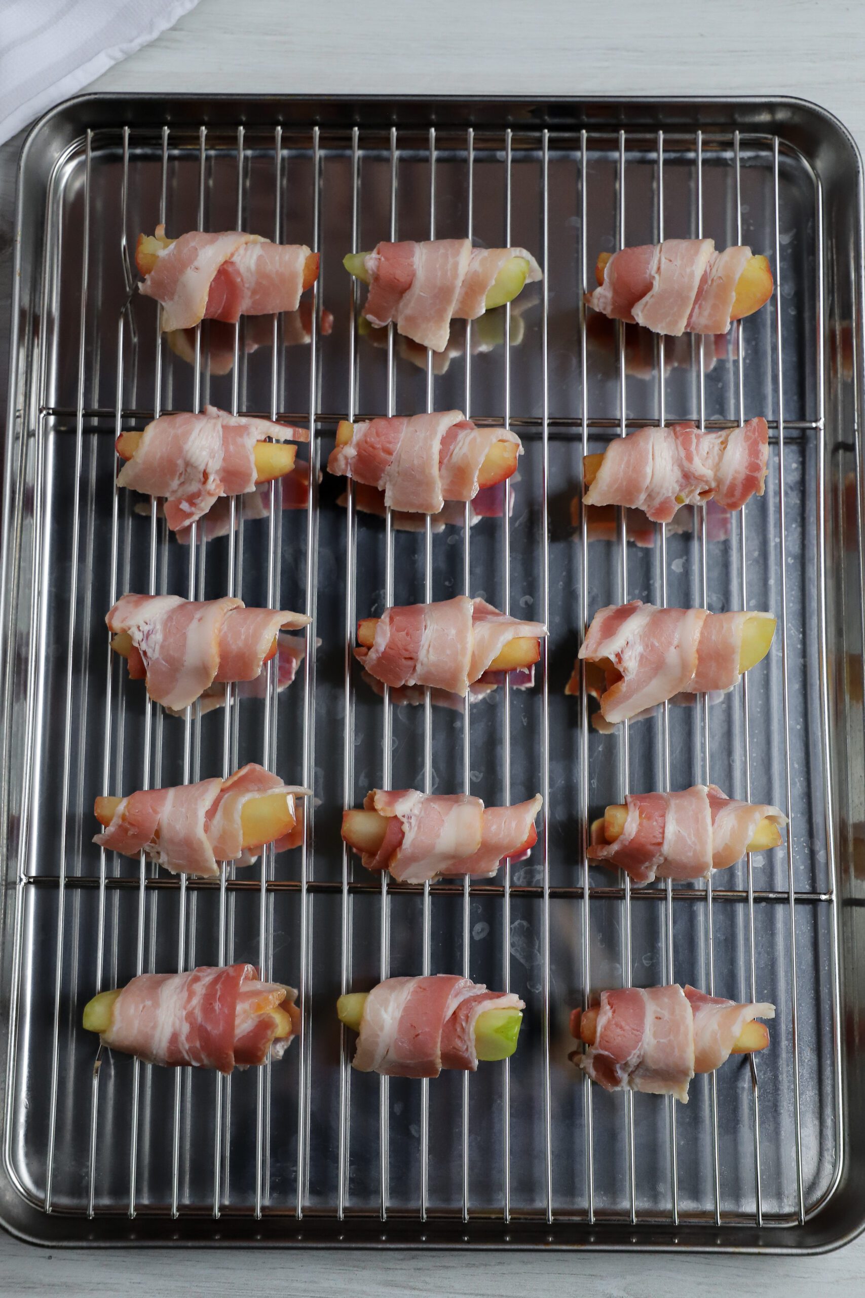 Bacon-Wrapped Apples