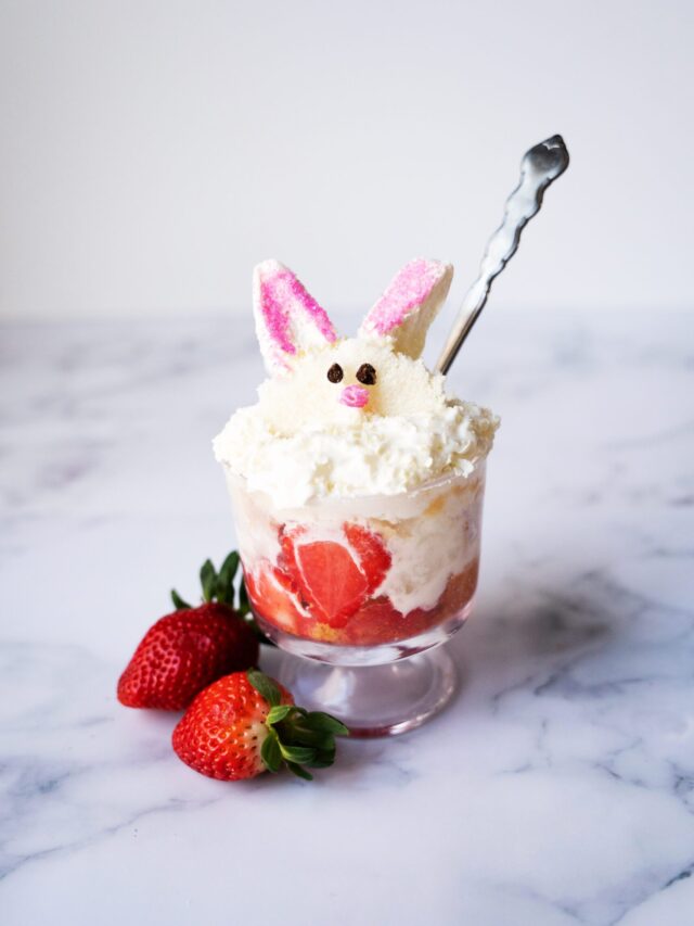 Easter Bunny Strawberry Parfait