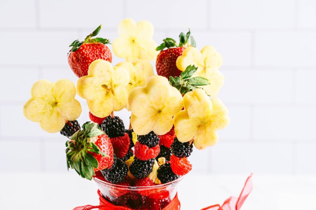apple and berry fruit bouquet