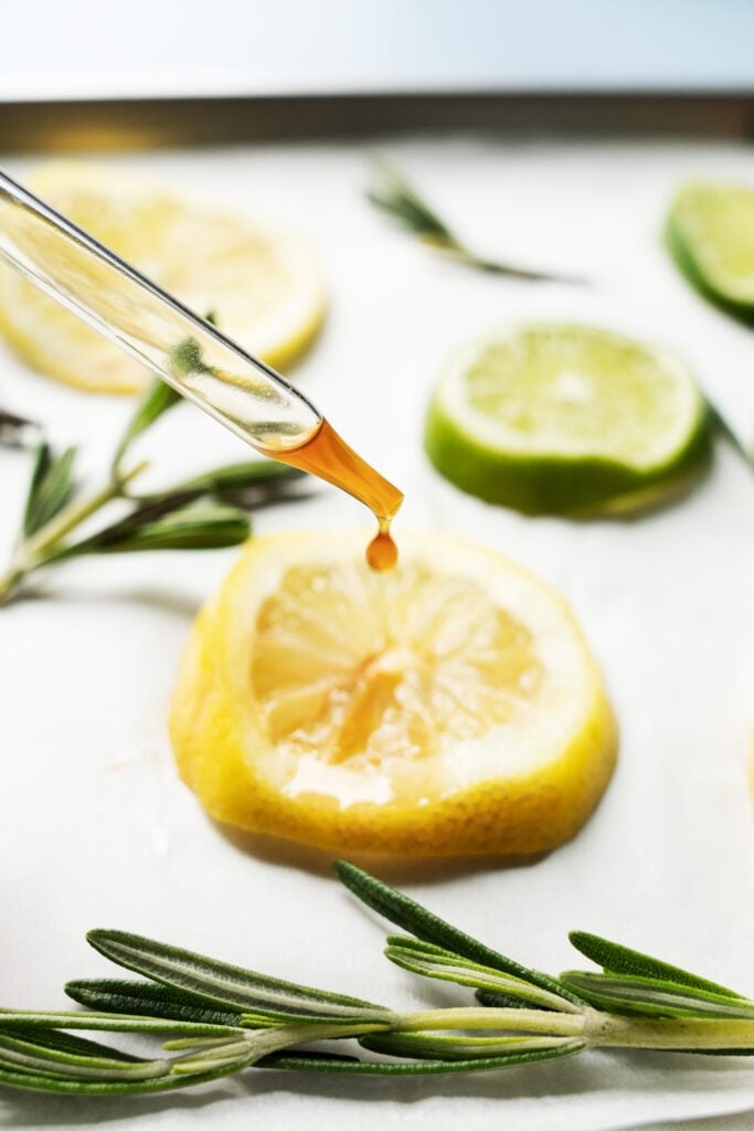 adding essential oils to lemon