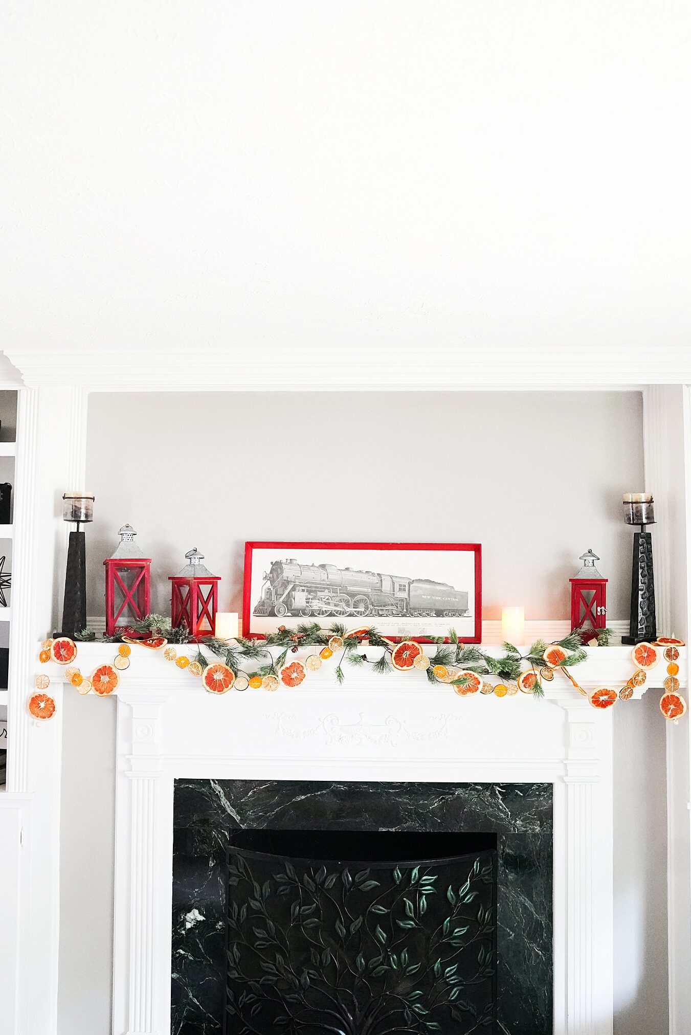 Holiday Citrus Garland on fireplace