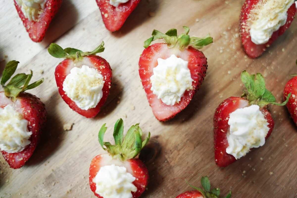 close up of deviled strawberries with graham cracker sprinkles