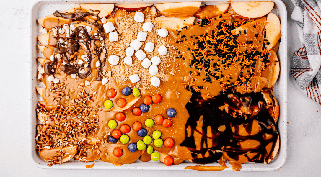 Overhead shot of Sheet Pan Caramel Apples