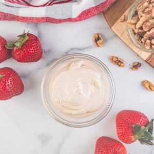 Walnut Whipped Cream Hero Image