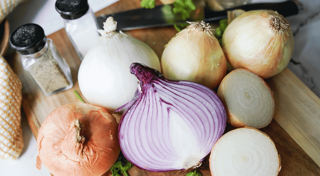 Blog Header How To Store Onions on board