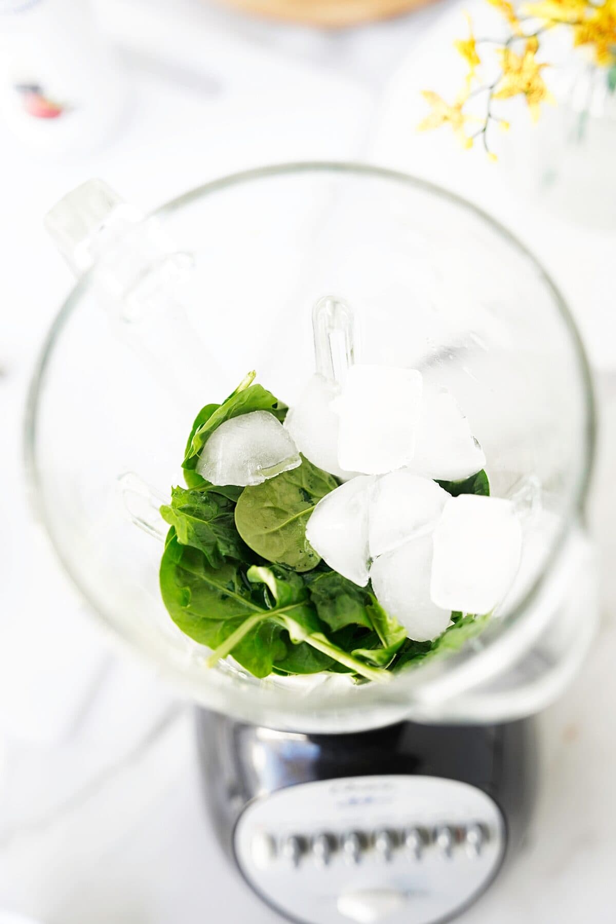 spinach and ice in blender