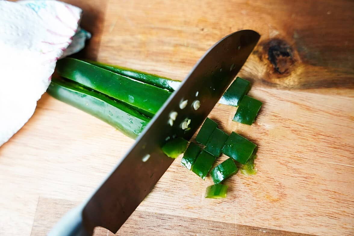 Dicing a jalapeno
