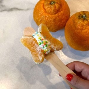 Vertical butterfly mandarin